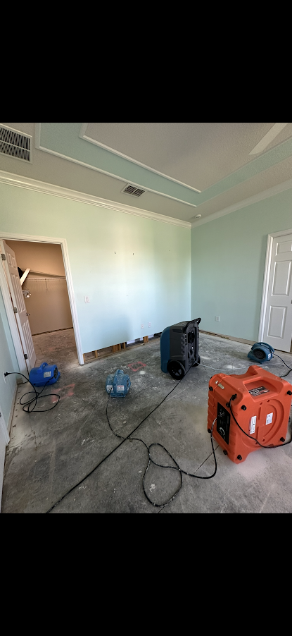 Water damage restoration and mitigation in Port Charlotte FL
